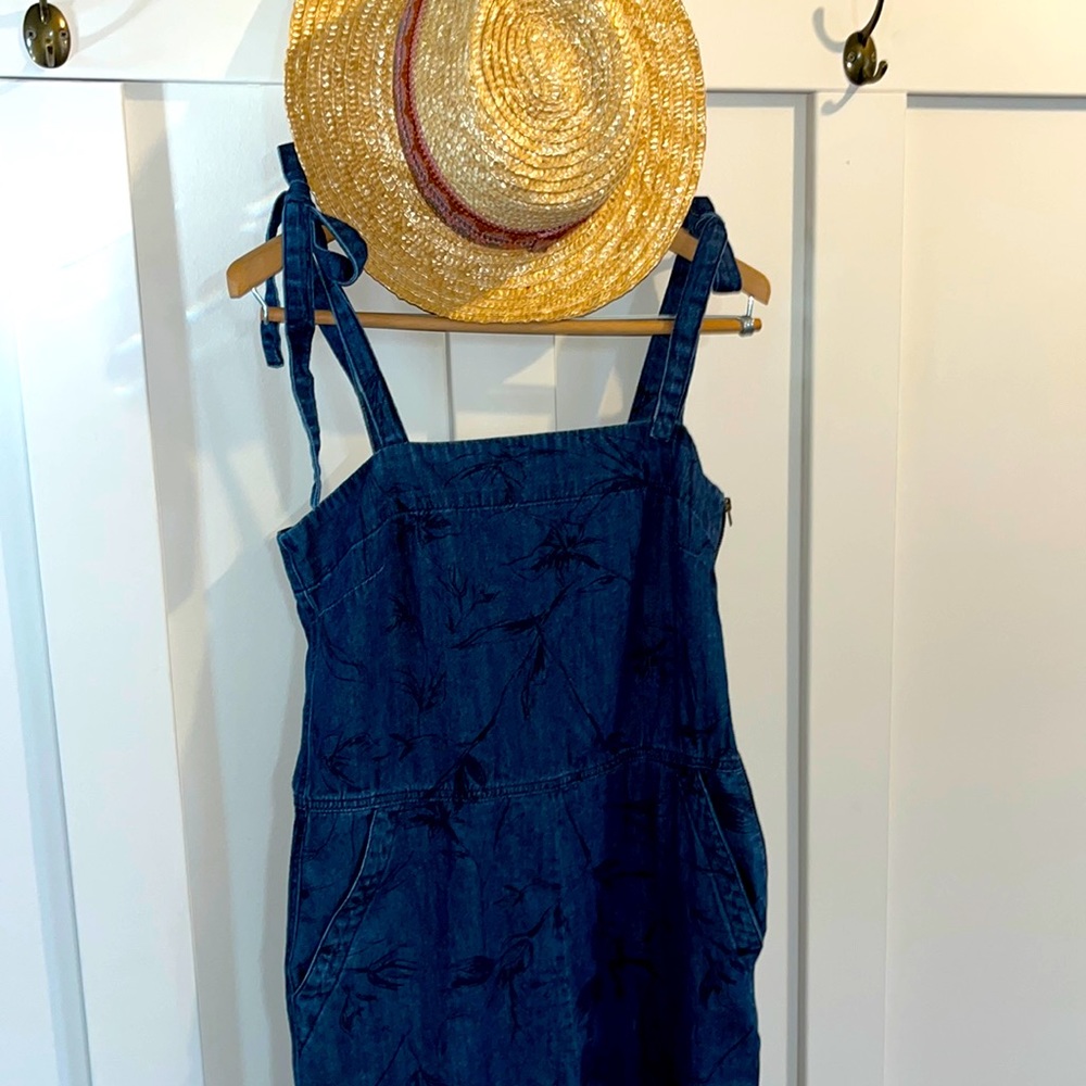 *Anthropologie: Unpublished denim overalls, size small